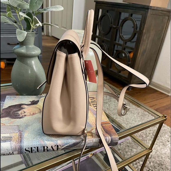 NWT Kate Spade Adel Medium Flap Backpack in Warmbeige Leather - Picture 5 of 11